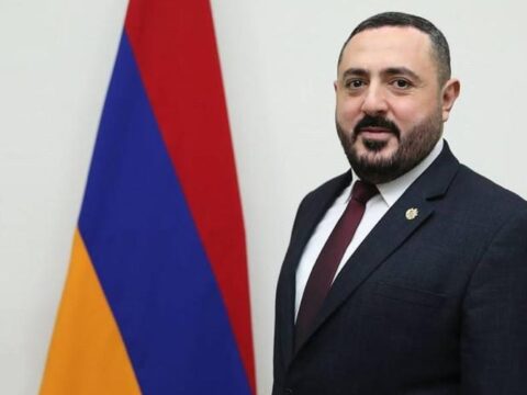 Ermənistan parlamentinin aparat rəhbəri İŞDƏN QOVULDU