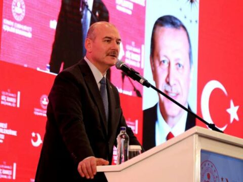 “Murdar əllərinizi Türkiyədən çəkin” – Soyludan sərt sözlər