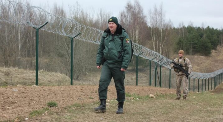 Latviya-Belarus sərhədində 36,1 km uzunluğunda hasar tikilib