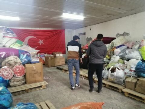 Azərbaycan xalqı Türkiyəyə yardım üçün səfərbər olub