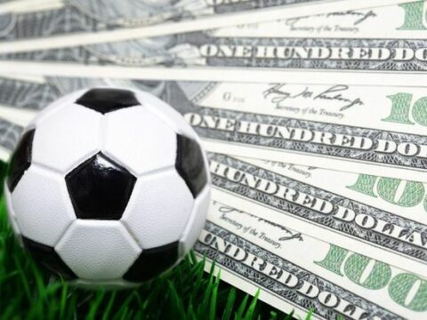 Futbol klublarının transfer xərcləri rekord həddə çatdı