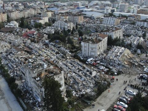 Türkiyədə zəlzələ nəticəsində həlak olanların sayı 24 617 nəfərə çatıb