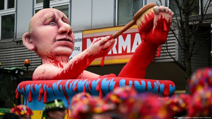 Putinin müqəvvaları “kərə yağlı bazar ertəsi”ndə