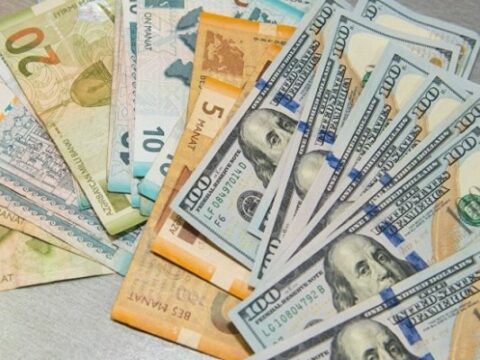 Dolların sabaha olan məzənnəsi açqılandı