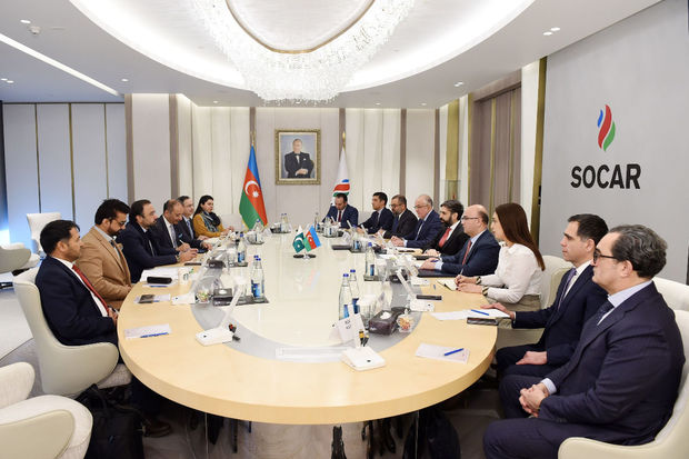 SOCAR prezidenti Rövşən Nəcəf Pakistan nümayəndə heyəti ilə görüşüb
