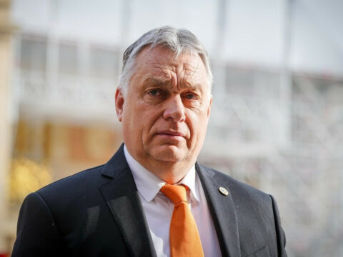 Orban Aİ-ni sanksiyaları veto etməklə təhdid edir