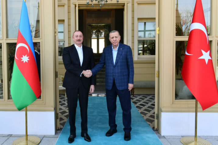 Prezidenti İlham Əliyev Ərdoğanı ad günü münasibətilə təbrik edib