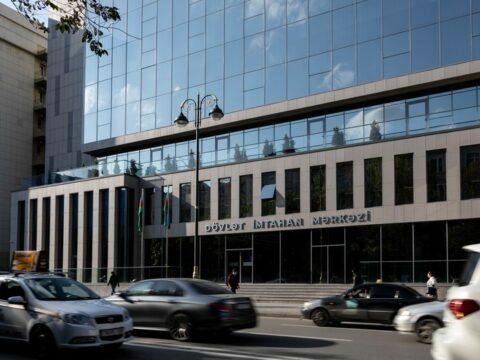 Sabahdan ali məktəblərə və kolleclərə sənəd qəbulu başlayır
