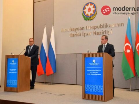 Lavrov Ceyhun Bayramovu Moskvaya dəvət etdi