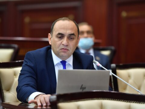 “Növbəti illərdə də müəllimlərin maaşlarında artım görəcəyik”-Ceyhun Məmmədov