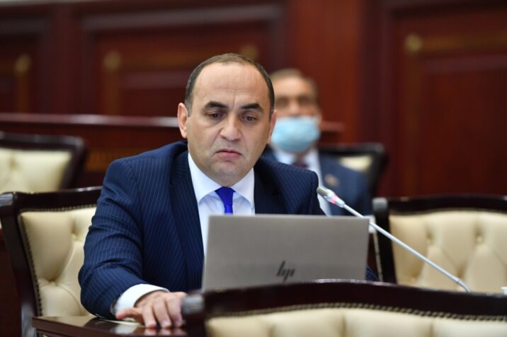 “Növbəti illərdə də müəllimlərin maaşlarında artım görəcəyik”-Ceyhun Məmmədov