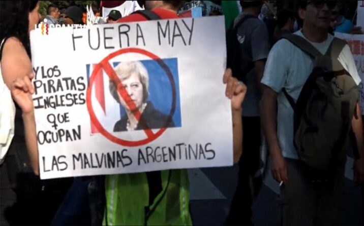 Argentina Folkland adalarını qaytarmaq üçün İngiltərə ilə sazişdən çıxır