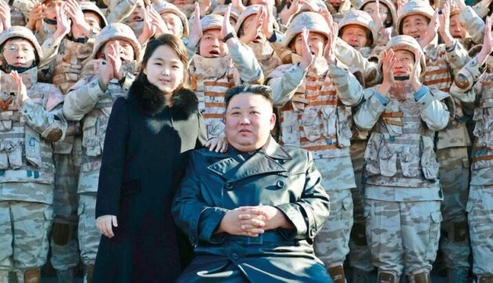 Şimali Koreya lideri 10 yaşlı qızını hakimiyyətə hazırlayır