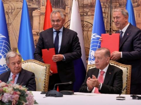Rusiya taxıl razılaşmasından çıxır