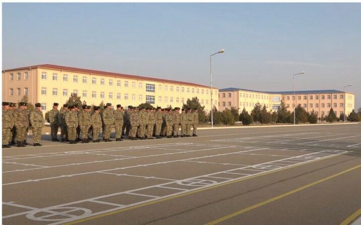 Əlahiddə Ümumqoşun Orduda komandirlərə məşğələlər keçirilir
