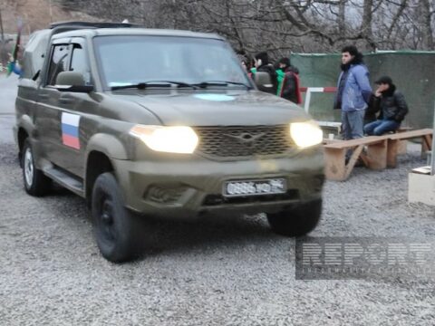 Bu gün Xankəndi-Laçın yolunda sülhməramlılara məxsus 78 avtomobil maneəsiz keçib