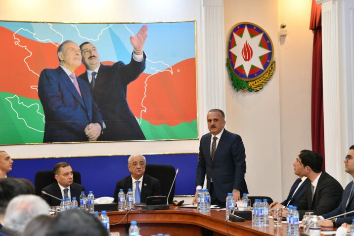 Müşfiq Əmirov sədr seçildi