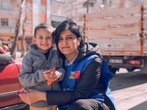 Zəlzələ bölgəsindən qayıdan psixoloq: “O baxışları heç vaxt unutmaram”