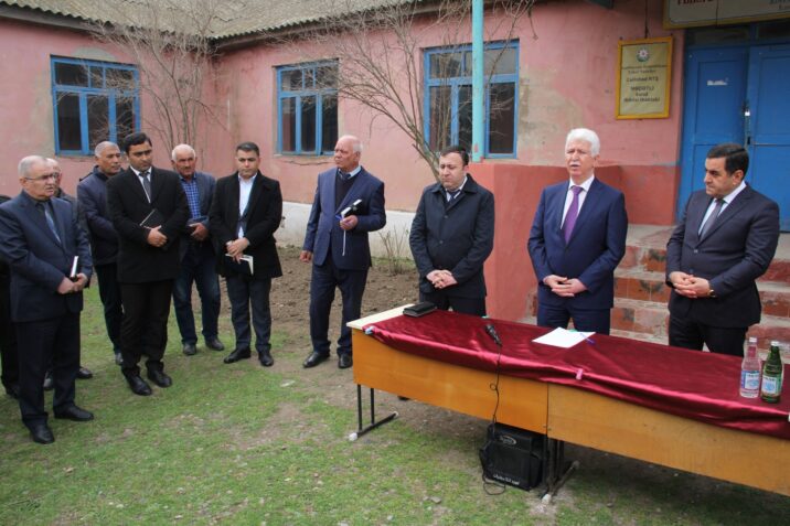 İcra başçısı Mədətlidə sakinlərlə görüş keçirib