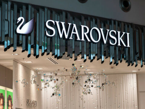 “Swarovski” Rusiya bazarını tam tərk edir