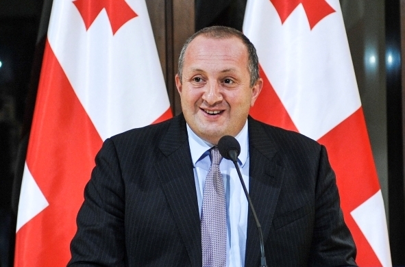 İnqilab istəmirəm, ancaq hakimiyyət dəyişməlidir