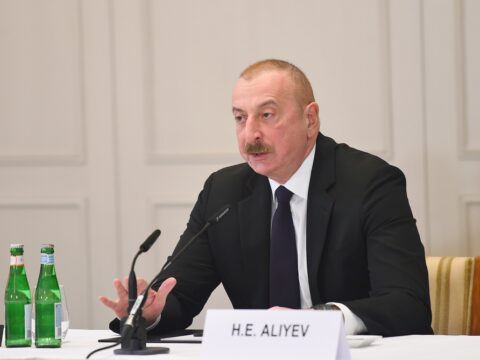İlham Əliyev Berlində iş adamları ilə görüşdü – FOTOLAR