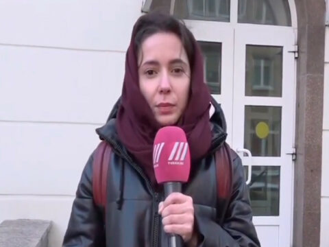 Gürcüstan rusiyalı müxalif jurnalisti ölkəyə buraxmayıb