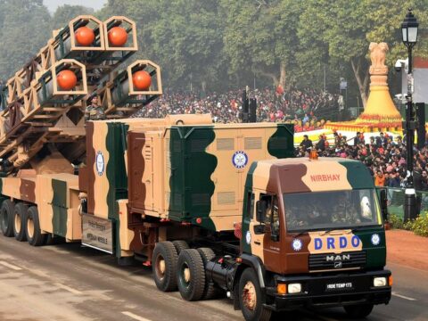 Hindistan 8,52 milyard dollar dəyərində silah alır