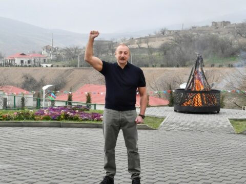 “Biz öz doğma torpaqlarımıza qayıtmışıq, qan tökərək, şəhidlər verərək”