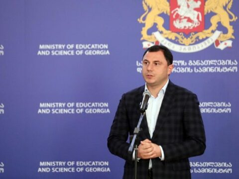 Qaribaşvili yeni təhsil naziri təyin etdi