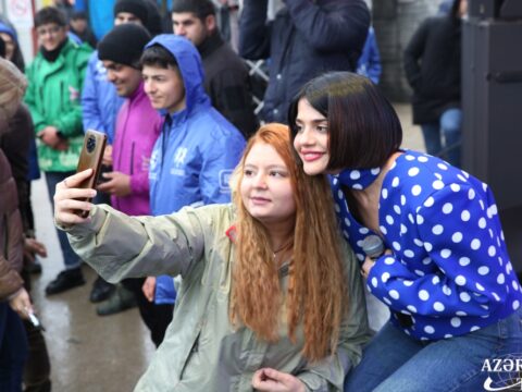 Laçın yolunda bayram konserti – FOTOLAR