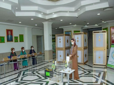 Türkmənistanda parlament seçkilərində səsvermə başa çatıb