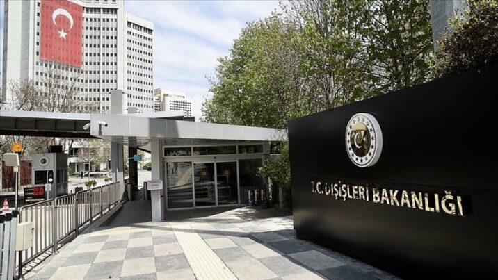 Terrorçular Fransa parlamentində – Türkiyə etiraz etdi