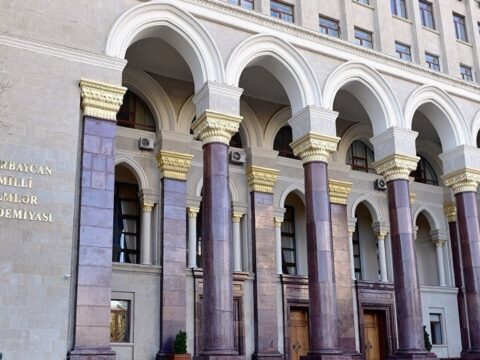 Azərbaycanda neçə alim, neçə akademik var?