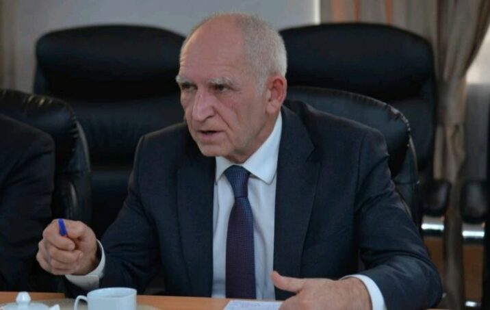 “Nəsli-nəcabəti olmayandan nəslin davamçısı ola bilməz”