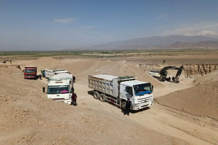 Naxçıvanda qanunsuz qum daşınmasının qarşısı alınıb