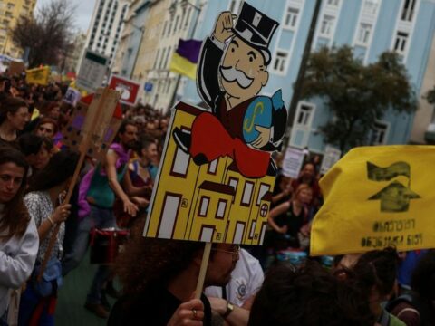 Portuqaliyada minlərlə insan etiraz aksiyaları keçirib