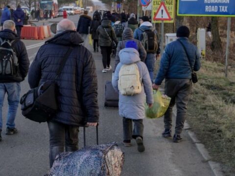Avropadakı ukraynalı qaçqınların sayı 5 milyonu ötüb
