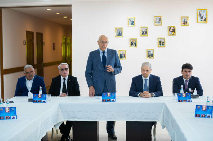 Ahıllar üçün sosial xidmət müəssisəsində Heydər Əliyevlə bağlı xatirə tədbiri keçirilib