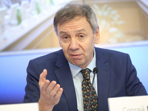 “Aralar və ermənilər kafedə oturacaqlar, İvanlar və Petyalar isə onlar üçün döyüşməlidirlər?”