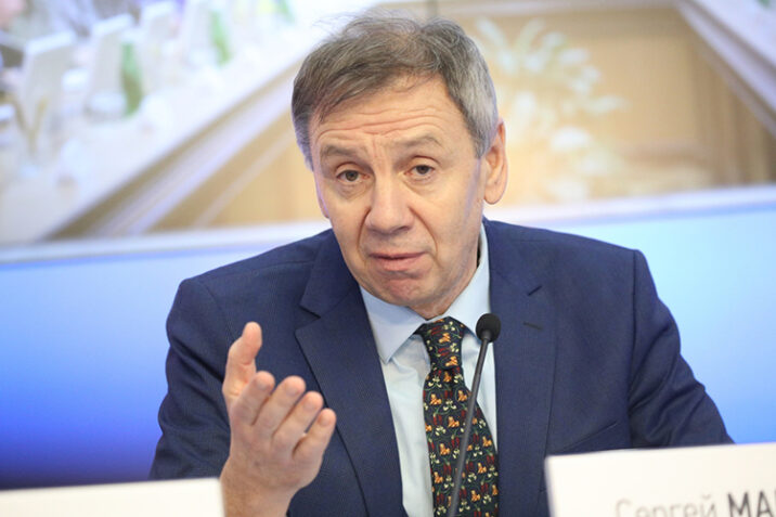 “Aralar və ermənilər kafedə oturacaqlar, İvanlar və Petyalar isə onlar üçün döyüşməlidirlər?”