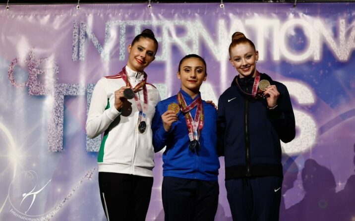 Beynəlxalq Qran Pridə uğurla çıxış etmiş Azərbaycanın gimnastları Vətənə qayıdıblar
