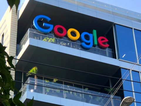 “Google” ofislərində COVID-19 peyvəndi təlimatını ləğv edir