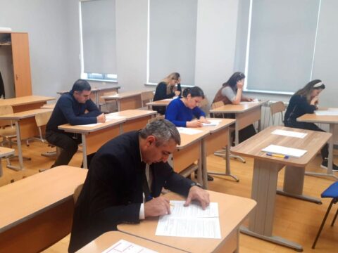 Məktəb direktoru vəzifəsinə test imtahanlarına başlanılır
