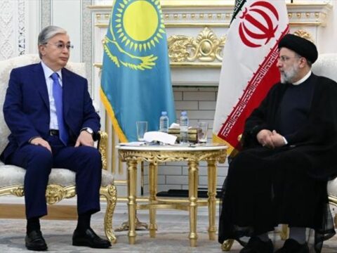 Tokayev İran Prezidenti ilə danışıqlar apardı 