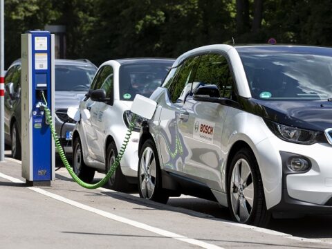 Xaricdən elektromobil idxalı artıb – 5.8 dəfə