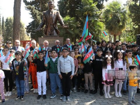 Gəncədə məşhur bəstəkarın adına park salınıb