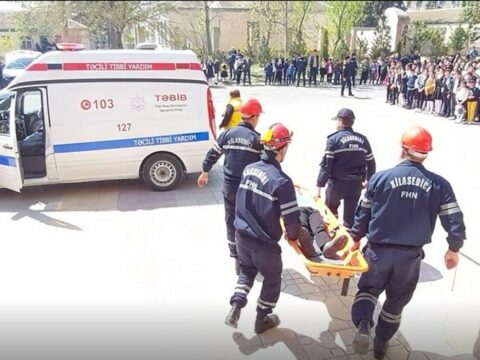 FHN-in Qarabağ Regional Mərkəzi orta məktəbdə təlim keçirib