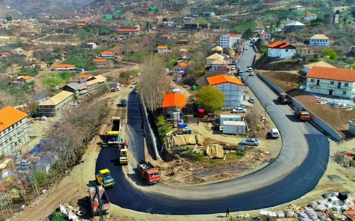 “Laçının daxili yollarının bərpası yaxın müddətdə yekunlaşdırılacaq”
