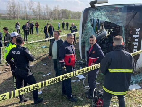 Türkiyədə avtobus aşdı – 3 nəfər həlak oldu, 31 yaralı var